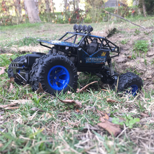 Remote control off-road all-wheel drive racing car climbing big foot car for boys high-speed drift charging toy car children's gift