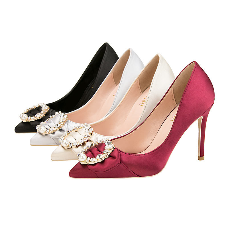 9288-8 Korean version water drill women's shoes slim heel, high heel, sexy, thin, shallow, pointed, shiny water drill buckle women's single shoes