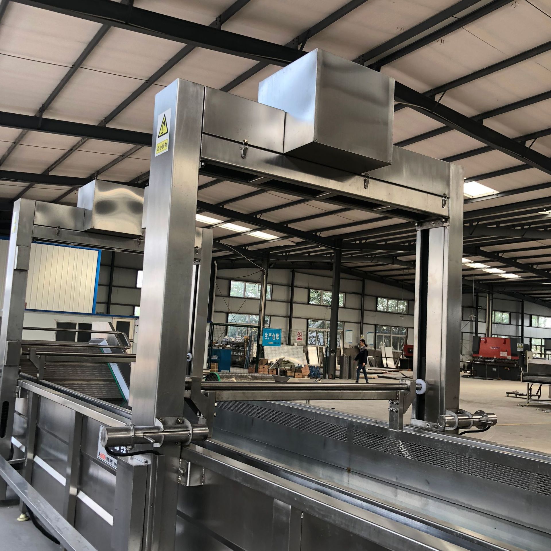 大型冻肉解冻机 自动提升解冻生产线 牛肉羊肉连续式连续式解冻机