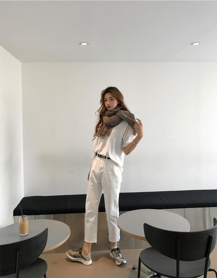 Scarf Image 2
