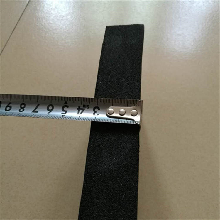 1524451748351