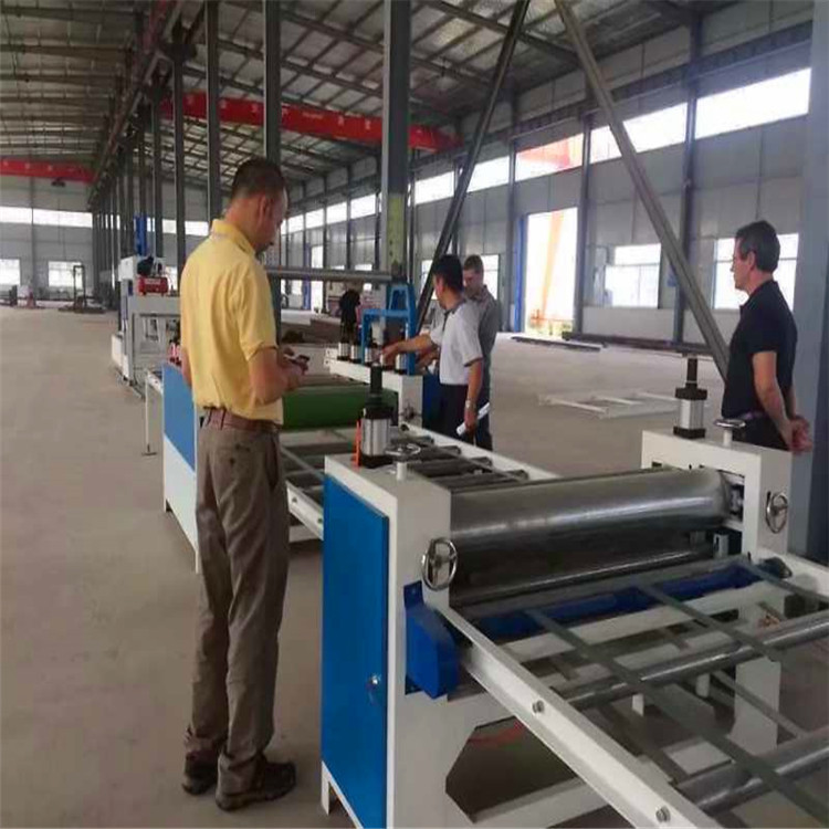 木工机械贴面机专业厂家使用机器 全自动木纹贴纸机 畅销 四方