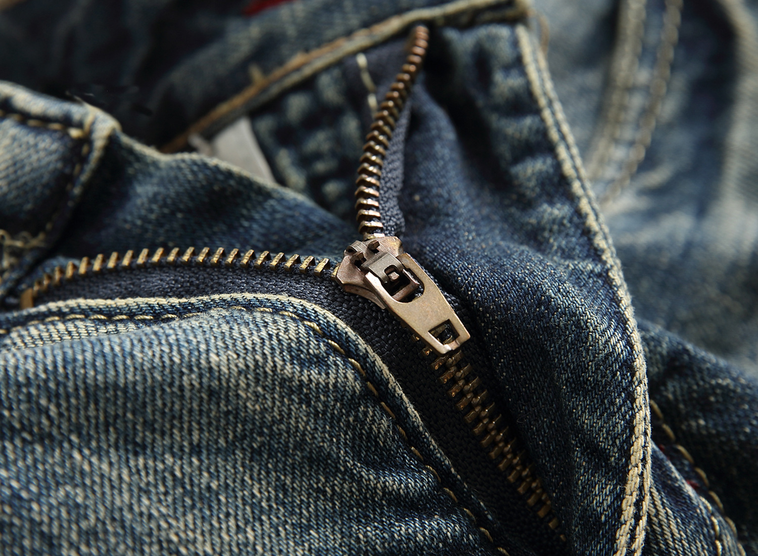 boy Cross-Border Exclusive Foreign Trade Ripped European And American Fashion Slim Fit Trendy Straight Men's Jeans_viptrois.com