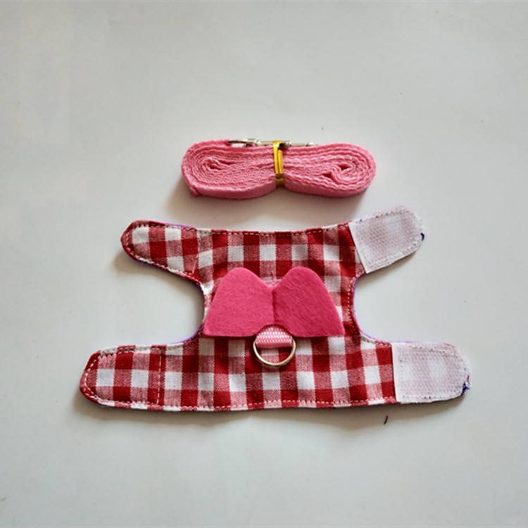 B5903D4FDCA556E5A2B41BEC6DCD0A