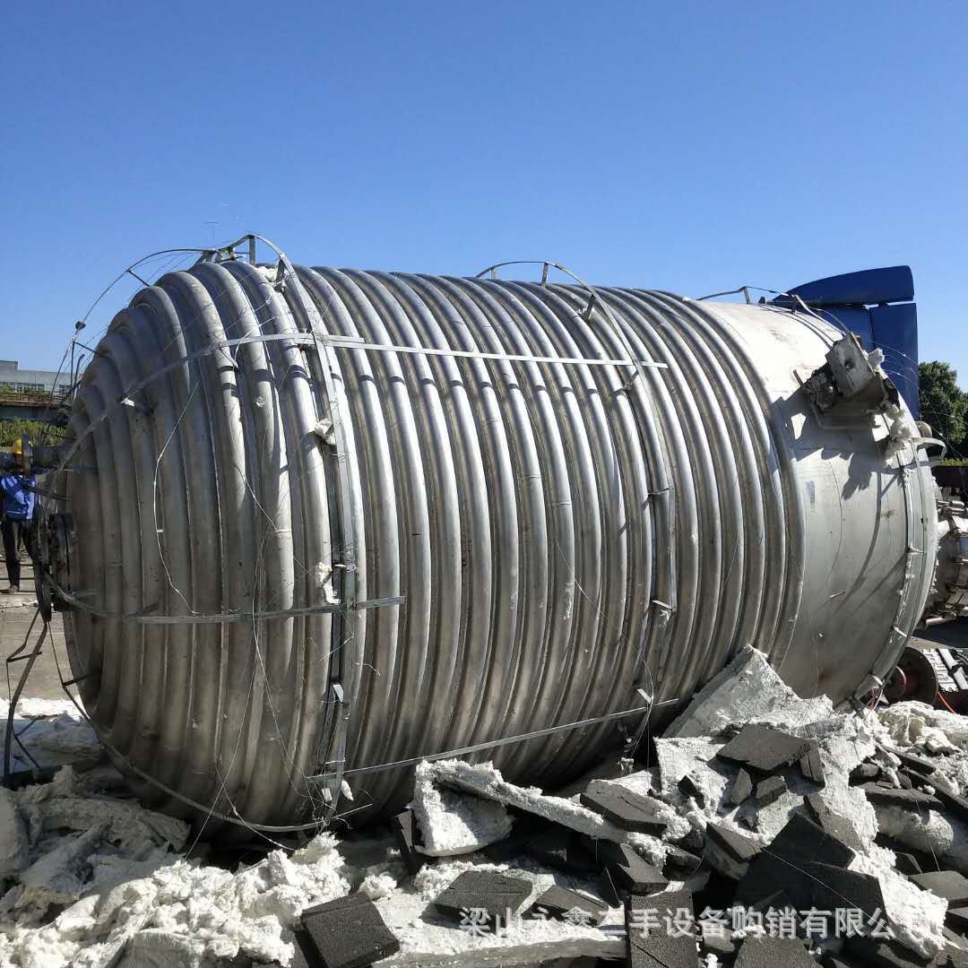 二手5000L不锈钢反应釜，外盘管反应釜，二手316L不锈钢反应釜