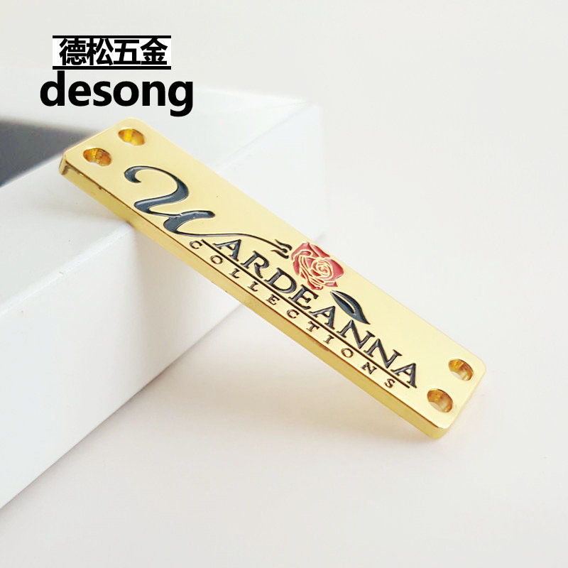 4439160951_1563207067