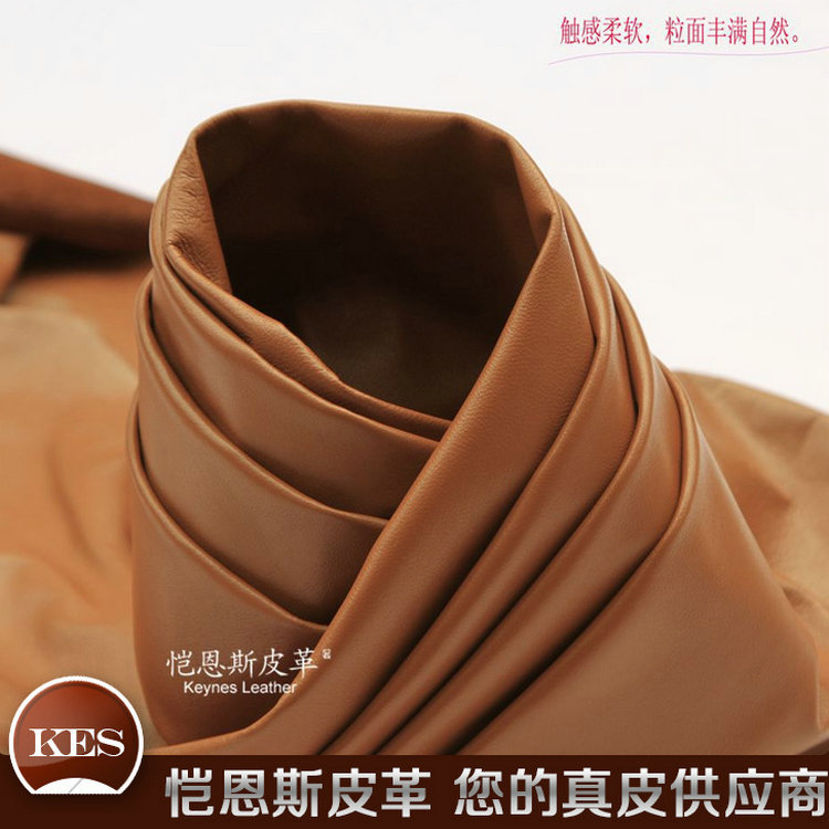 Haining 제조 업체 첫 번째 레이어 양피 가죽 라이트 초콜릿 컬러 양피 의류 가죽 가죽