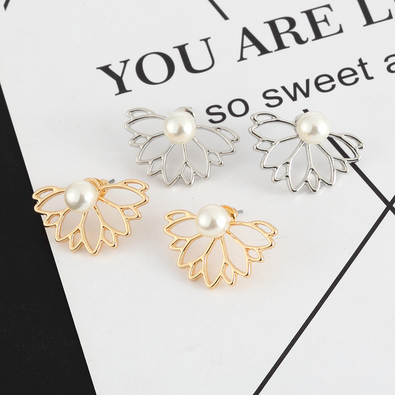 Alloy Material Wholesale Jewelry 1 Pair Simple Style Flower Alloy Artificial Pearls Rhinestones Ear Studs