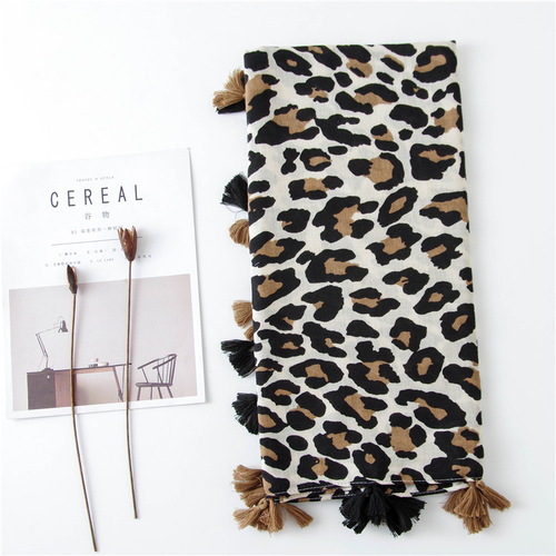 European and American classic fashion leopard print scarf spring, autumn and winter long versatile women's Korean version cotton and linen silk scarf dual-purpose shawl