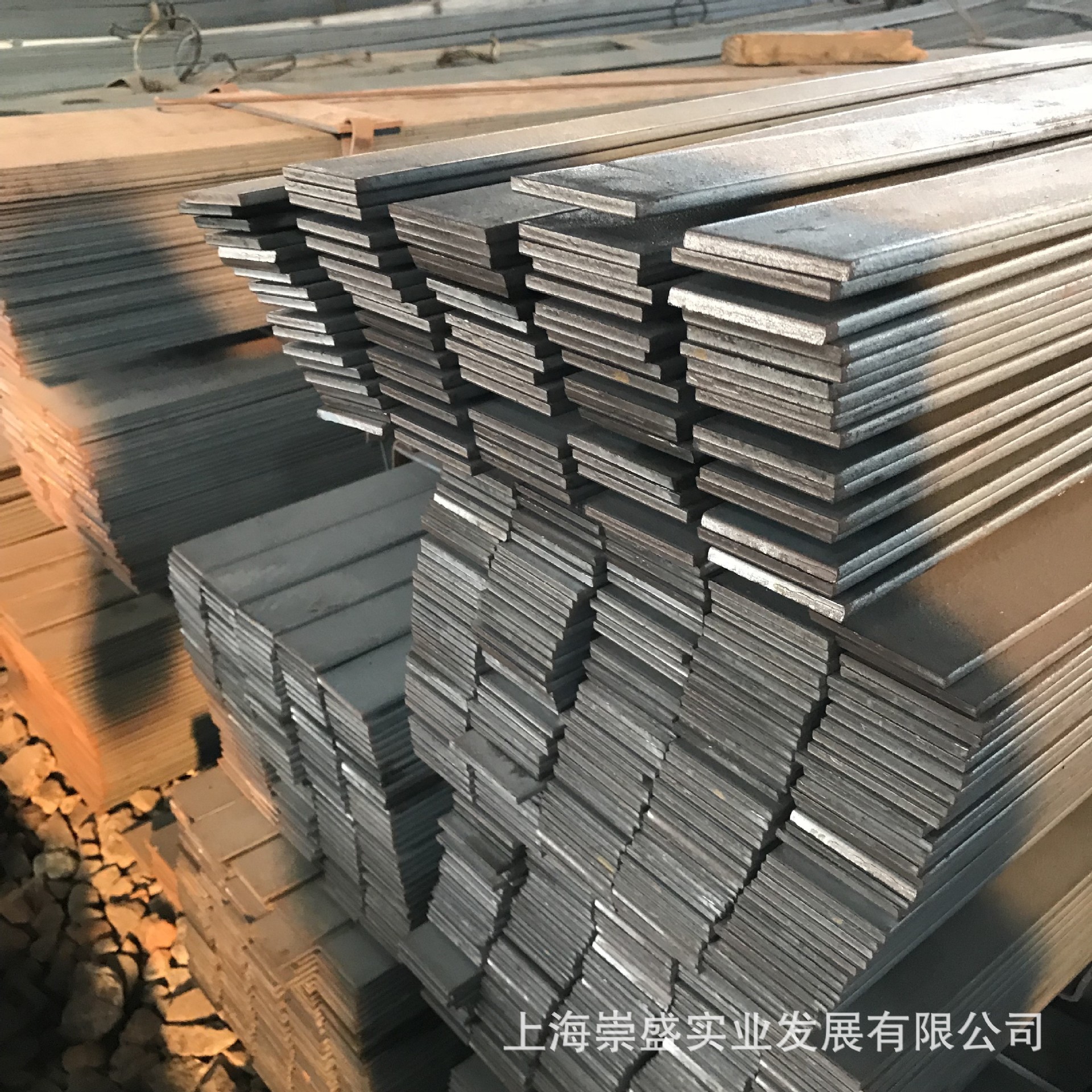 批发热轧扁钢 扁铁热镀扁钢 冷拉扁铁纵剪加工出口包装-阿里巴巴