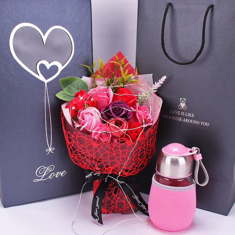 杯子十9朵花束红2