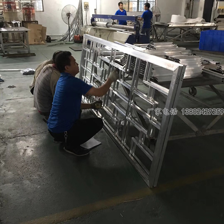 �T���� �T�X������ ���j�T����