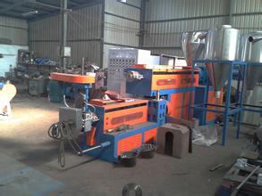 供应 LED彩虹管挤出机、灯带挤出机、软灯条挤出机