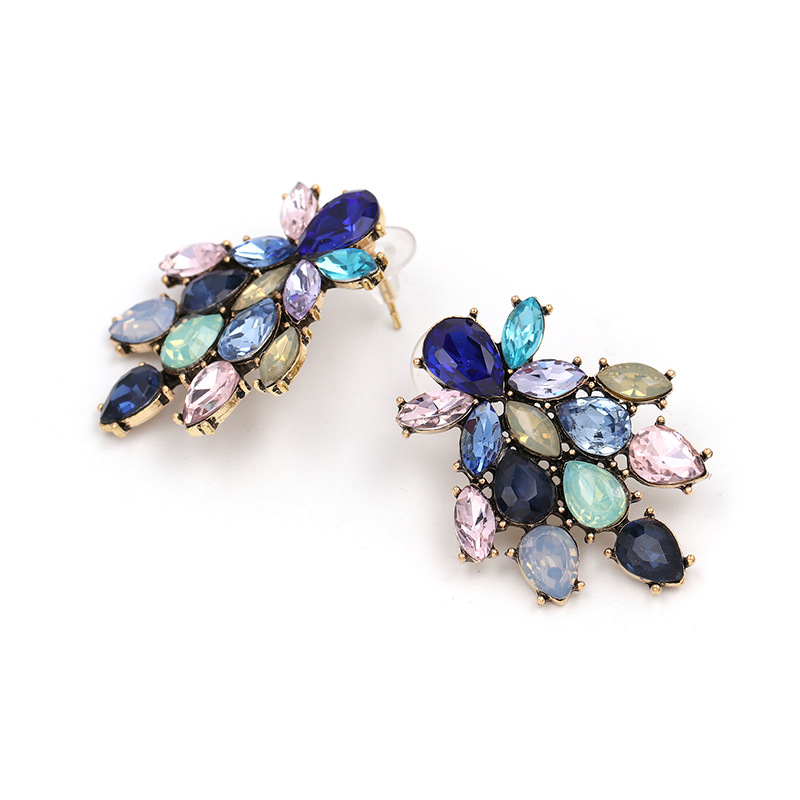 New Flower Alloy Glass Drill Stud Earrings display picture 4