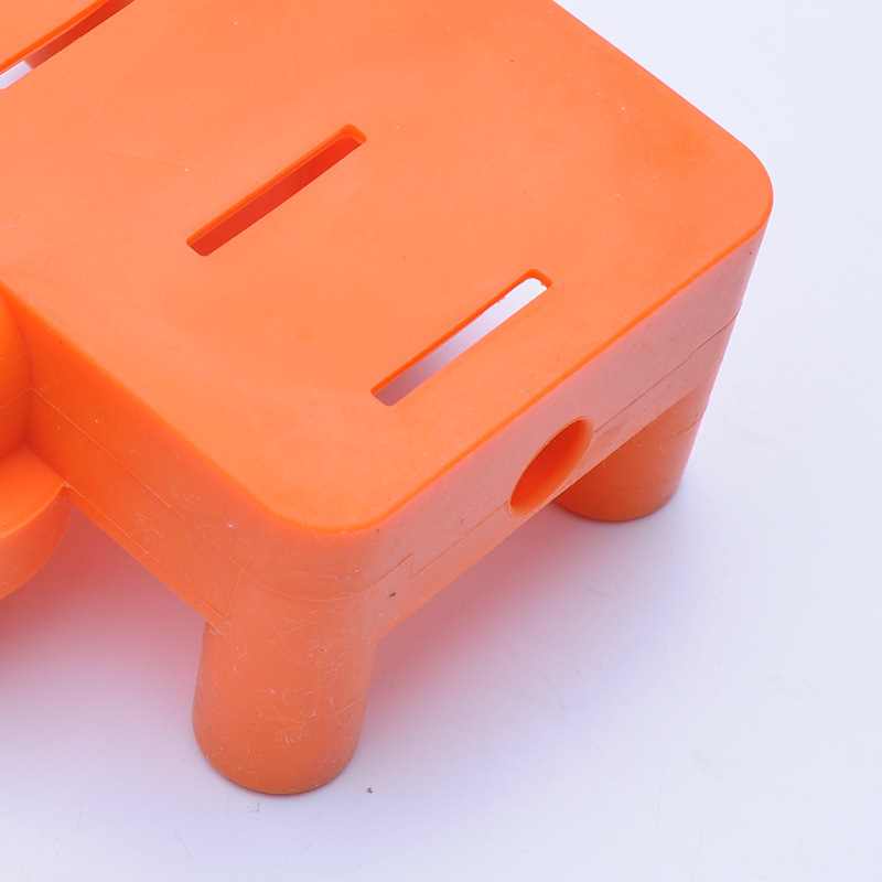 供应多款医疗硅胶制品定制加工耐高低温环保减震密封医疗硅胶制品