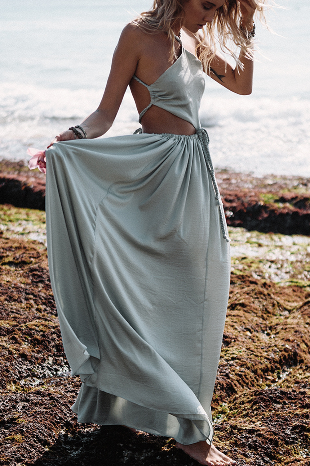 Backless Tie Detail Maxi Dress Chiffon Fabric Loose Fit Beachwear Style Perfect for Summer Occasions Wholesale