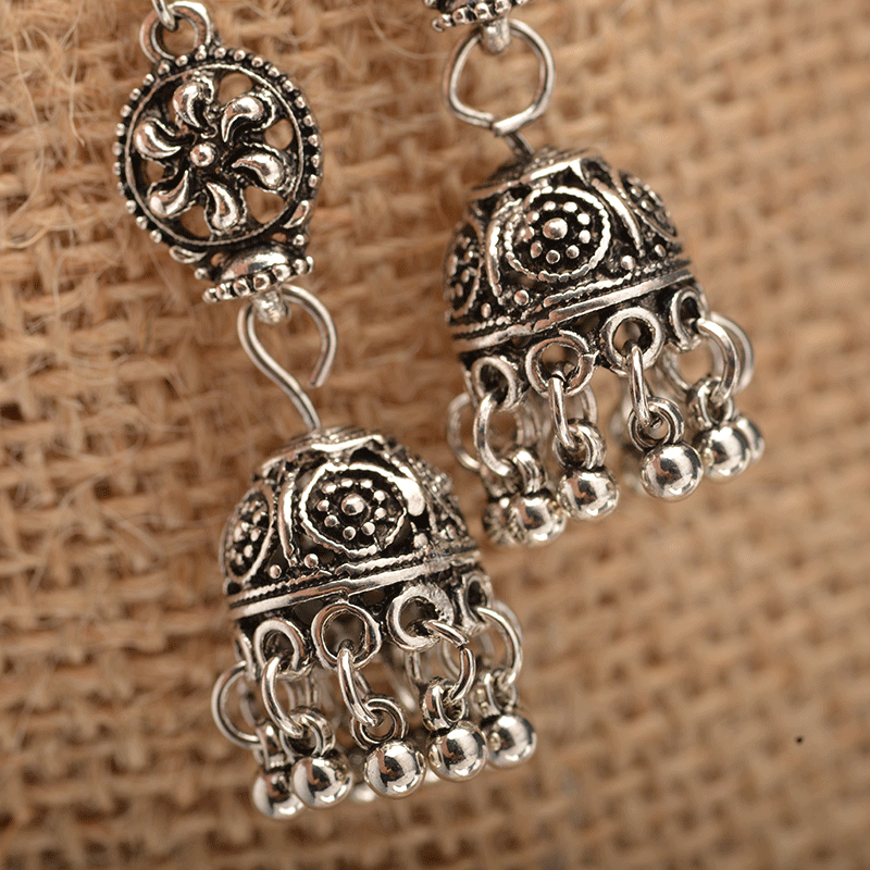 Baroque Hollow Carved Bell Tassel Earrings Female Long Earrings display picture 6