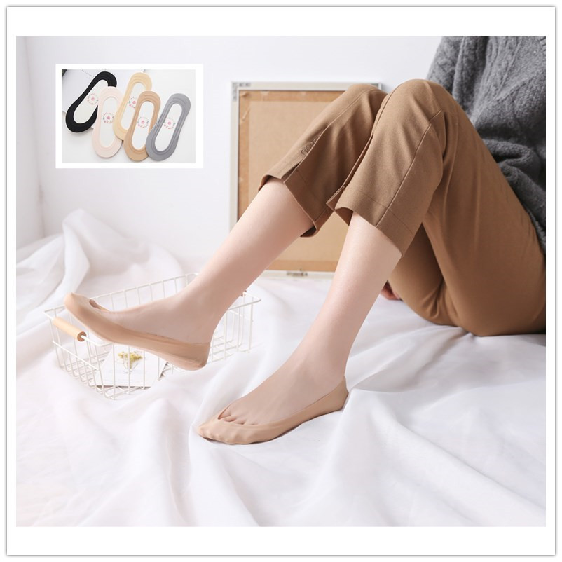Spring and Summer new shallow mouth Invisible Ice Silk boat Socks women's socks lace silicone non-slip socks thin stockings women's wholesale