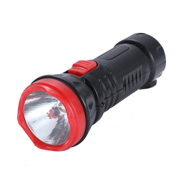 LED đèn pin loại sạc nhựa hộ gia đình ngoài trời nhỏ tay cầm tay đèn pin cầm tay cuộc sống lâu dài Đèn pin