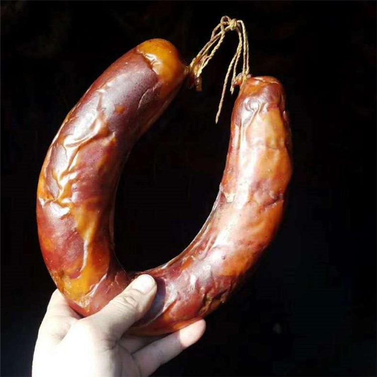 新疆伊犁塔城特产美食正宗生熟熏马肠熏马肉风干开袋即食马肠子