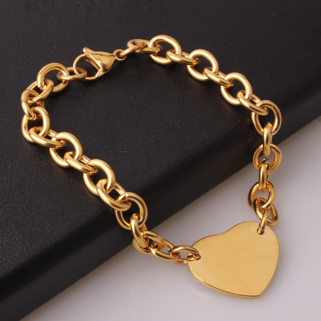 25g Weight Titanium Steel Pendant Material Bracelets Classification Titanium Steel Chain Material 1 Piece Quantity Street Occasion Titanium Steel Material Heart Shape Pattern Women's Gender Polishing Design Basic, Modern Style, Classic Style Style Basic Modern Style Classic Style Heart Shape Titanium Steel Bracelets In Bulk 7