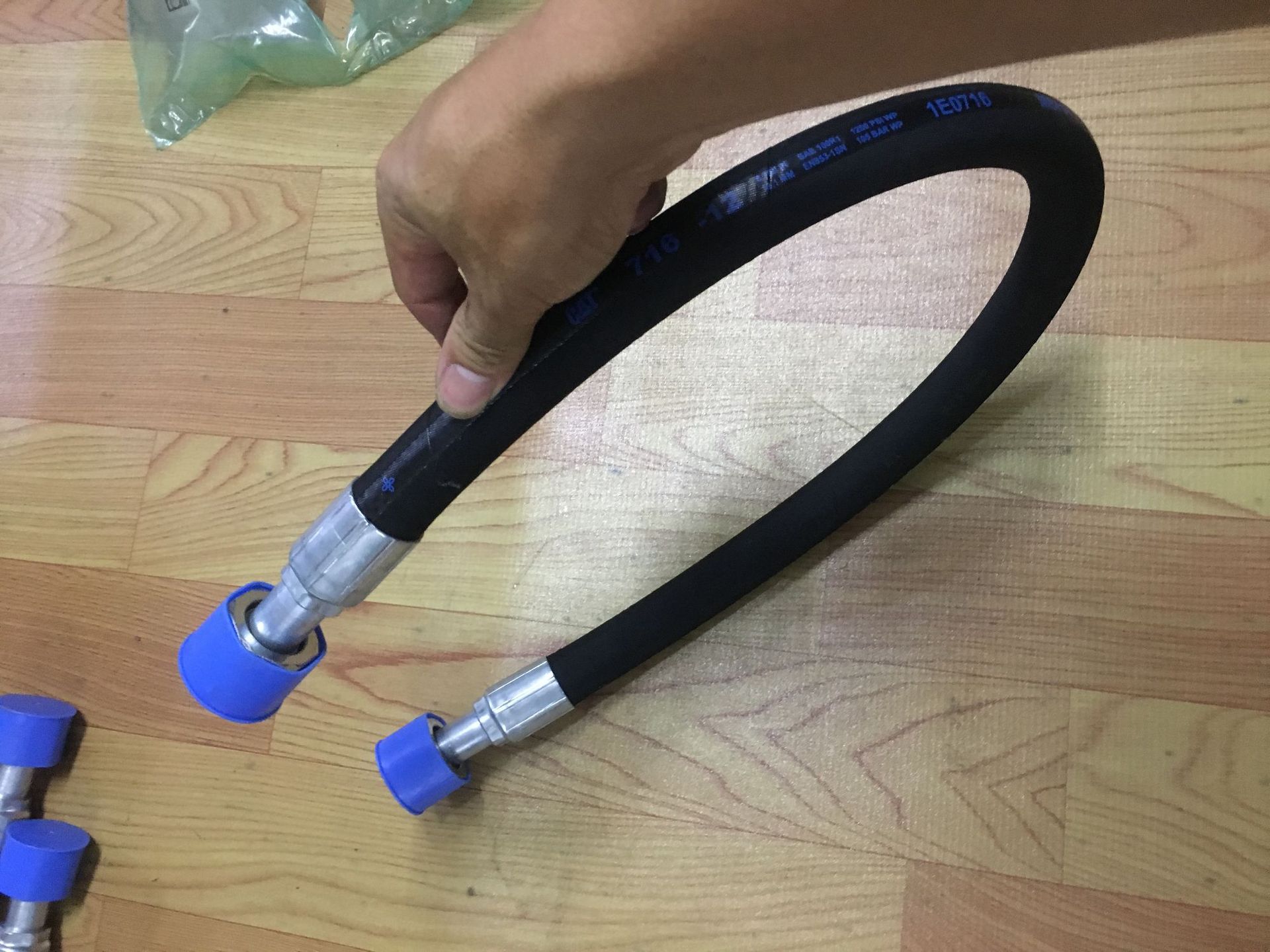 销售美国卡特彼勒CAT3512B发电机组水管线147-3434