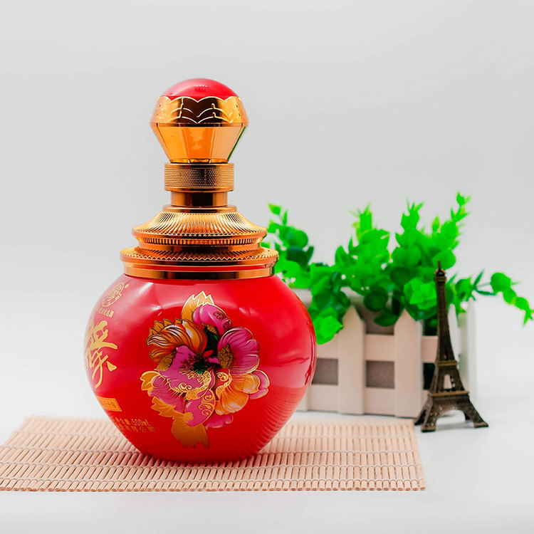 高白料喷釉酒瓶 一斤装红色烤花酒瓶内容可设计 郓城喷涂酒瓶