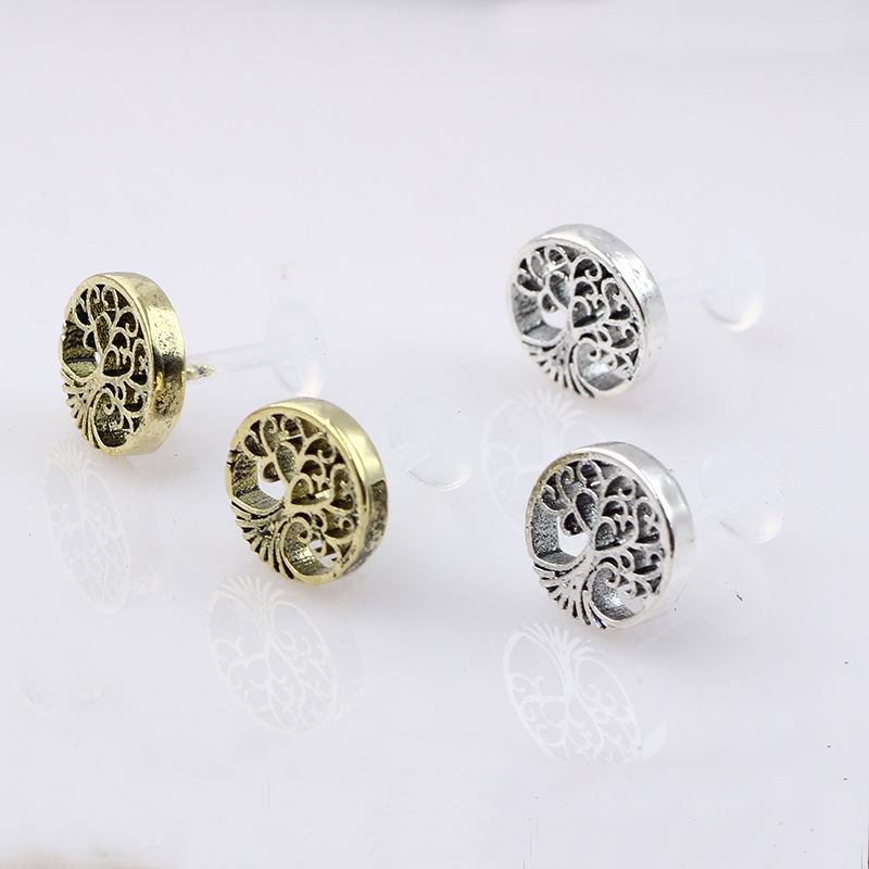 Labret stud lip piercing jewelry styling detail