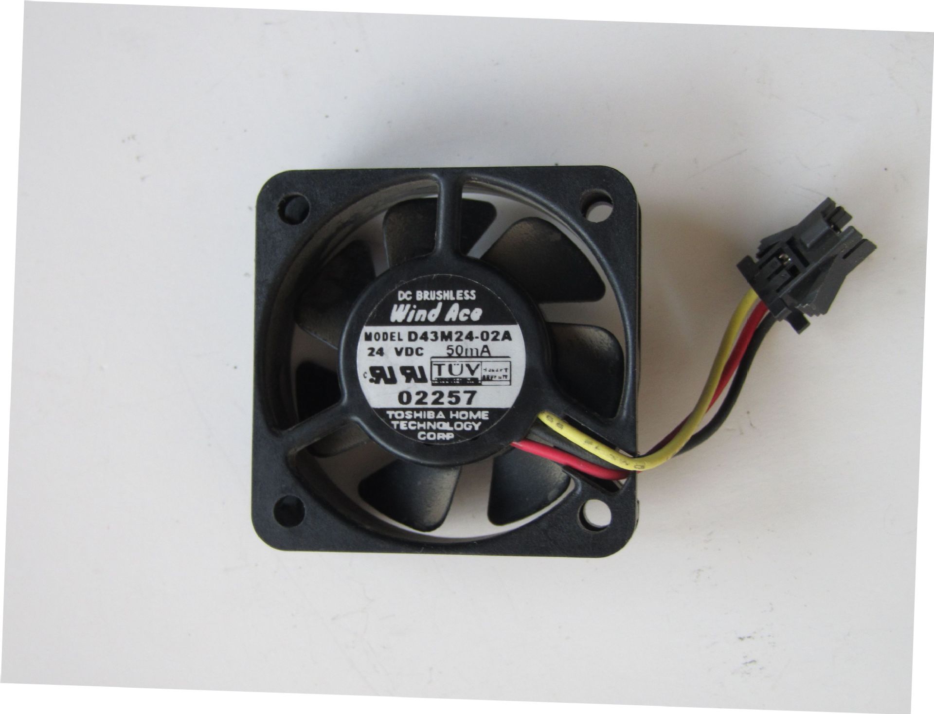 原装安川变频器 G7 F7专用风扇24V 50mA D43M24-02A D43M24-01A