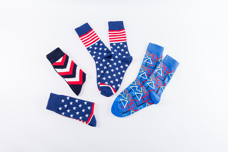 Men's Casual National Flag Stripe Cotton Jacquard Ankle Socks display picture 3