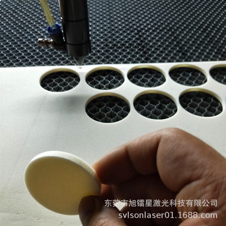 亚克力海绵激光切割机1300*900mm雕刻机  有机玻璃葫芦刻字雕刻机