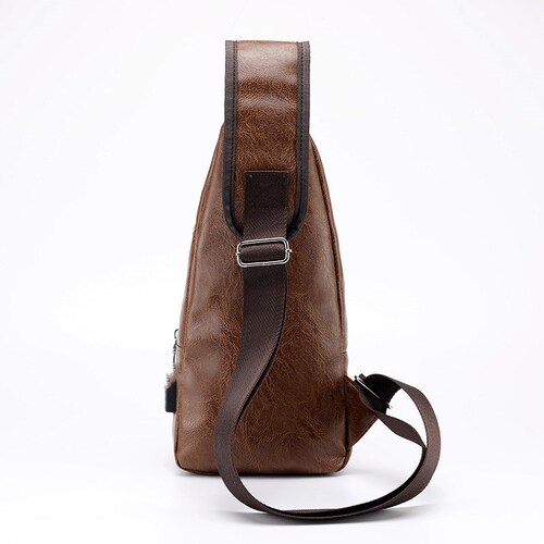 Cross-border supply USB charging chest bag casual fashion shoulder bag factory wholesale PU men's chest bag