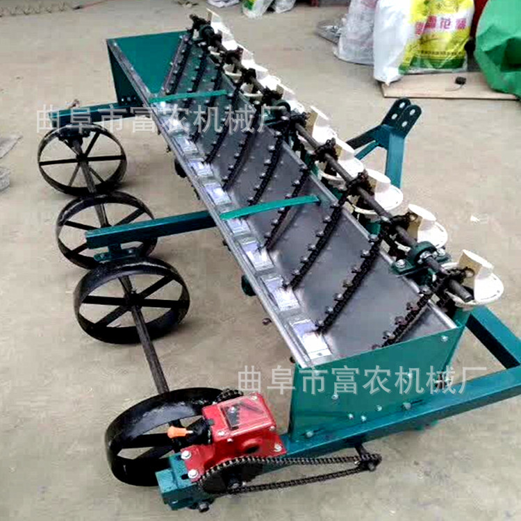 大蒜精播机 全自动大蒜播种机自走式牵引式高效播种机