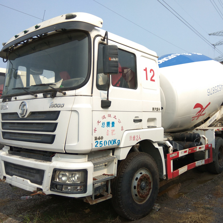 小型混凝土搅拌车 供应二手欧曼混凝土罐车 9成新混泥土搅拌车