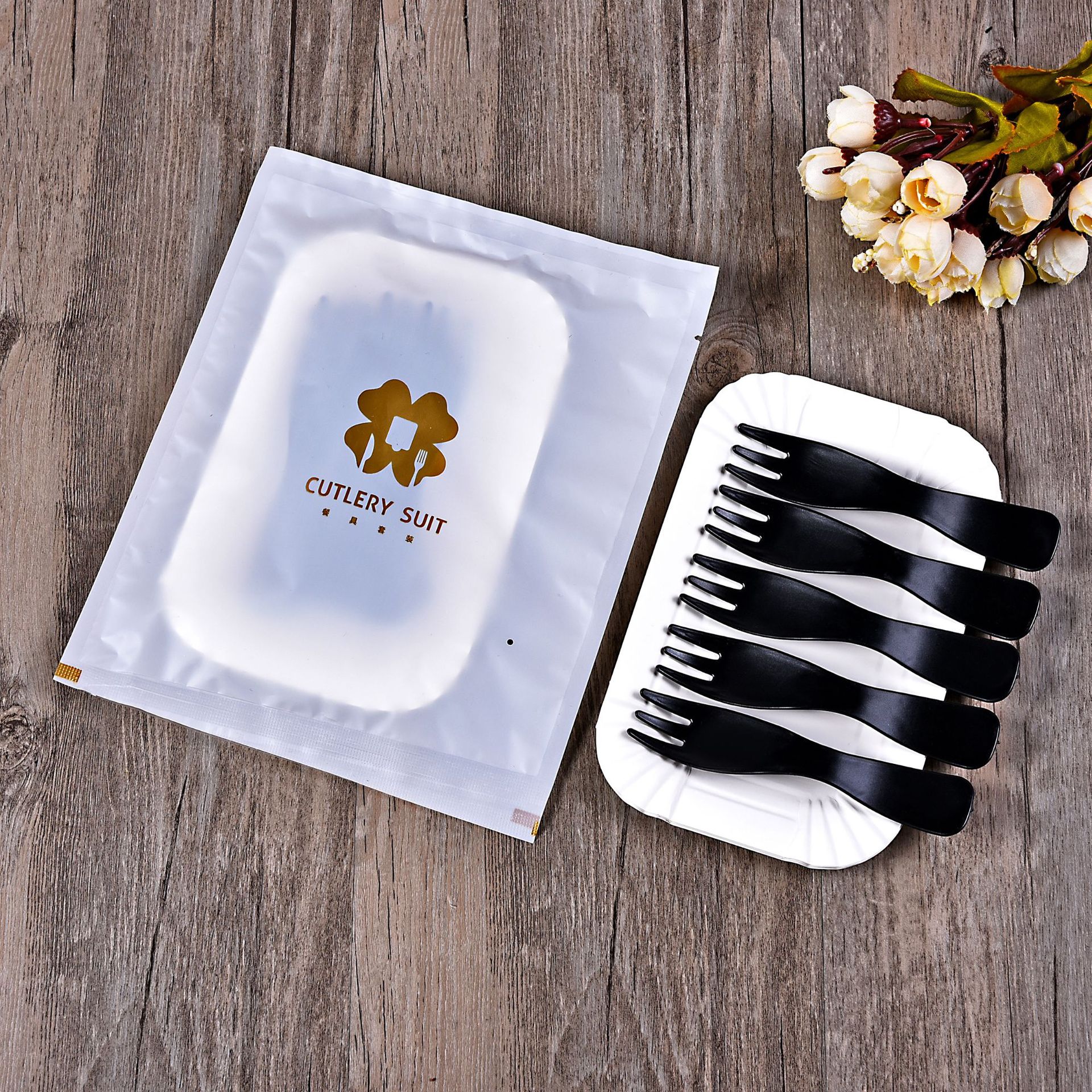 塑料波浪叉5色蛋糕餐具刀叉盤套裝 壹次性生日蛋糕刀叉盤組合批發