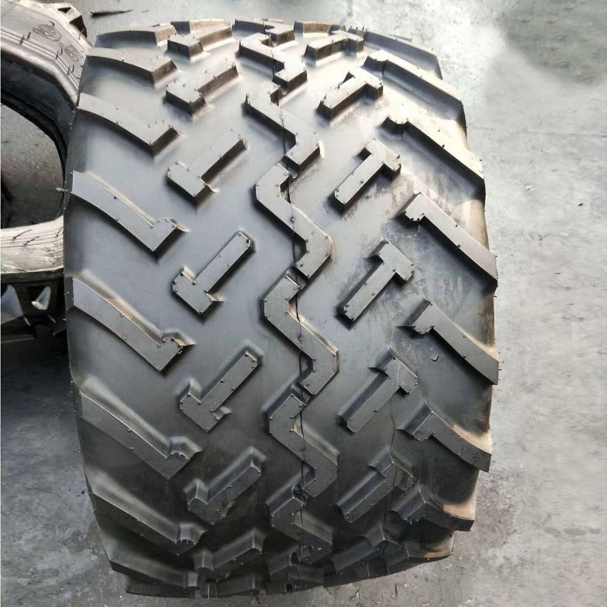 厂家供应500/45R17金轮捆草机专用农用轮胎耐磨防滑