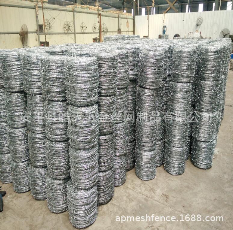 14*14热镀锌拧花果园养殖场用铁蒺藜丝双股15公分