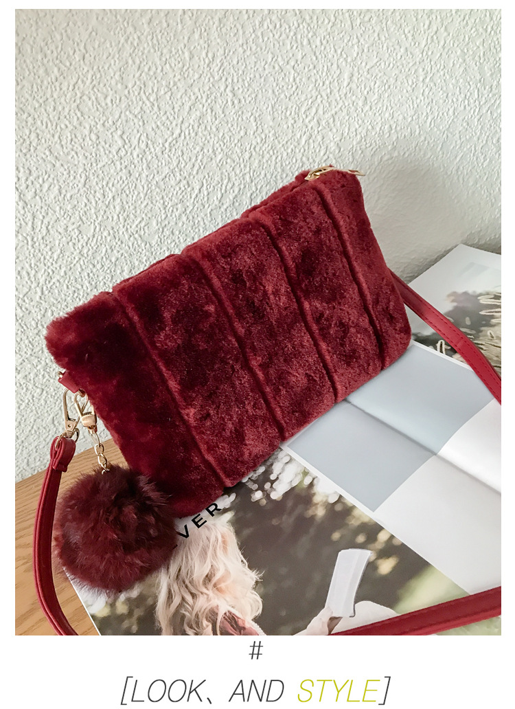 New Plush One-shoulder Bag display picture 38