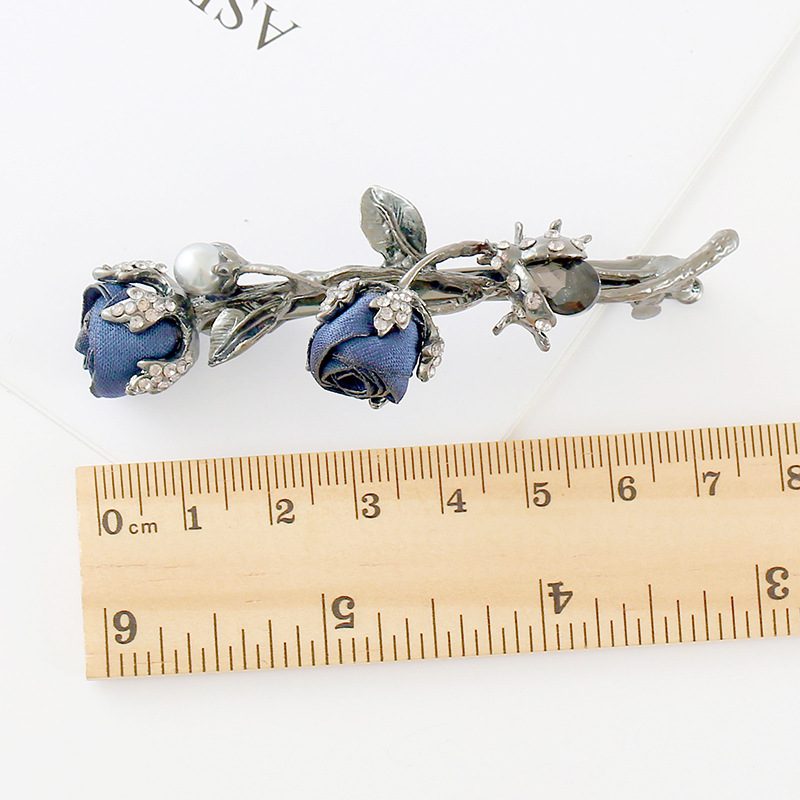 Retro Alloy Diamond Rose Hairpin display picture 1