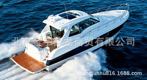 Glass speedboat