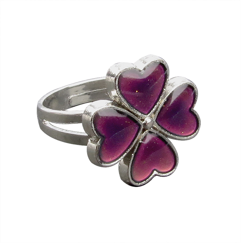 Fashion Classic Four-leaf Petals Flowers Ring display picture 1