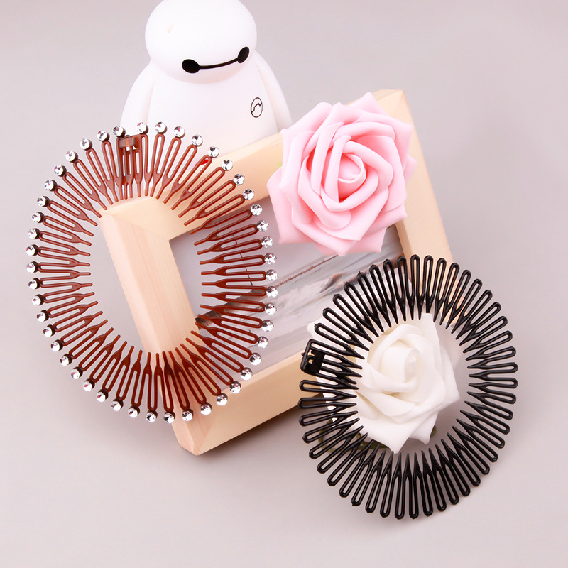 Simple Style Solid Color Plastic Resin Rhinestone Hair Combs display picture 2
