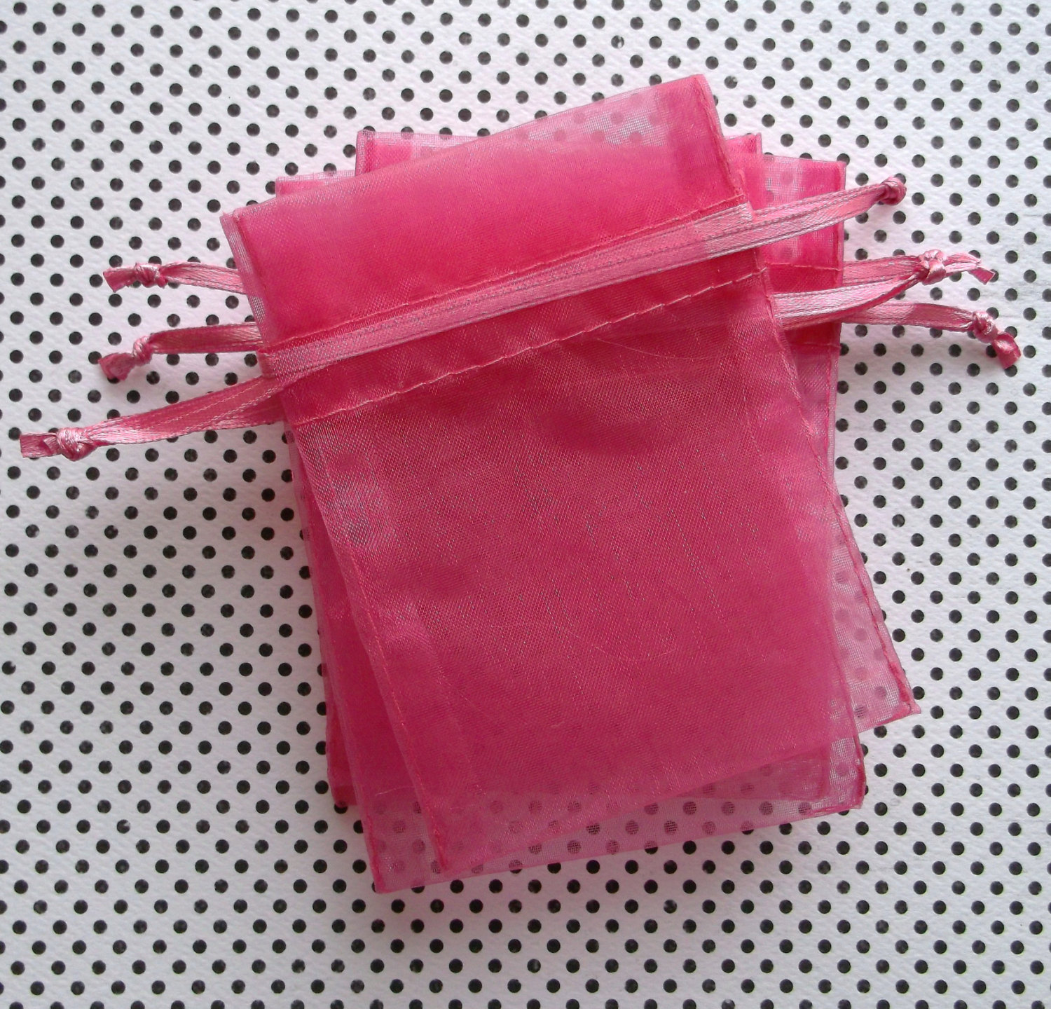 【批量低价供应】瑰红色欧根纱袋 可定制