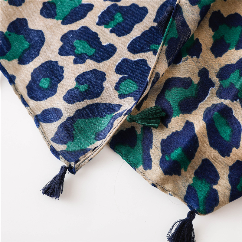 Cotton And Linen Scarf Shawl Dual-use Classic Blue Leopard Long Scarf Scarf Women display picture 10