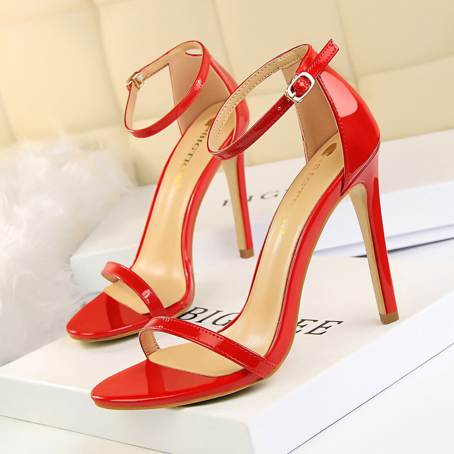 126-10 European And American Style Fashion Ultra Heel Patent Leather Open Toe Strap Sandals Summer Sexy Nightclub_vogvips.com