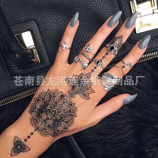 �y���NŮ��ɫ�P�˴�D �P�˻��ۼy���N�粿�ֱۼy��246
