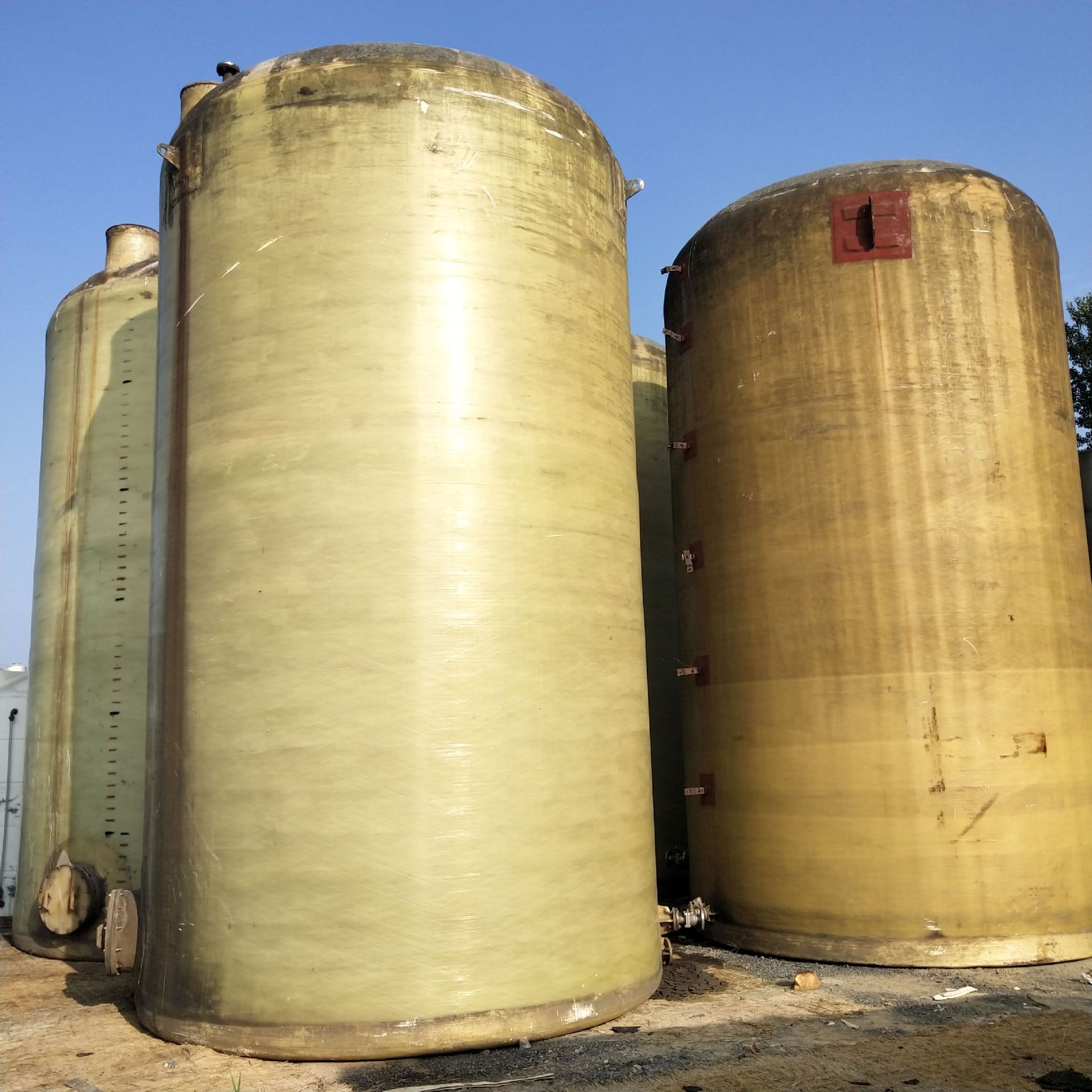 转让二手30吨玻璃钢储罐 二手盐酸玻璃钢储罐 二手玻璃钢储罐