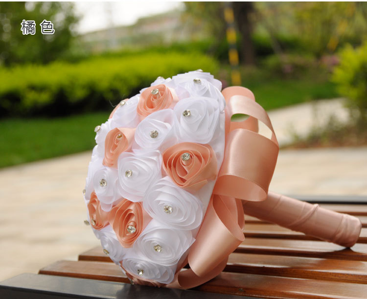 Wholesale of wedding supplies, including European, American and Korean style bridal and bridesmaid bouquets, bride throwing flowers, and simulated ribbon bouquets detail image 12