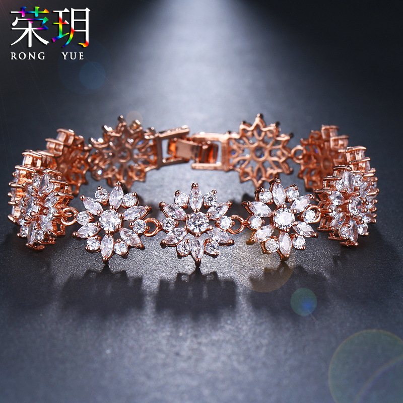 New Flower Bracelet Rose Gold Plated Cro...