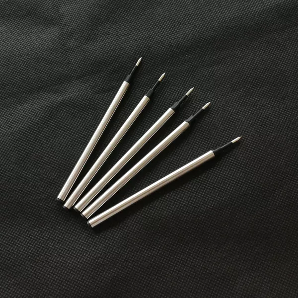 Supply all kinds of conventional refills 110mm Baozhu refills 424 ballpoint pen refills neutral refills 441 Gaoshi refills